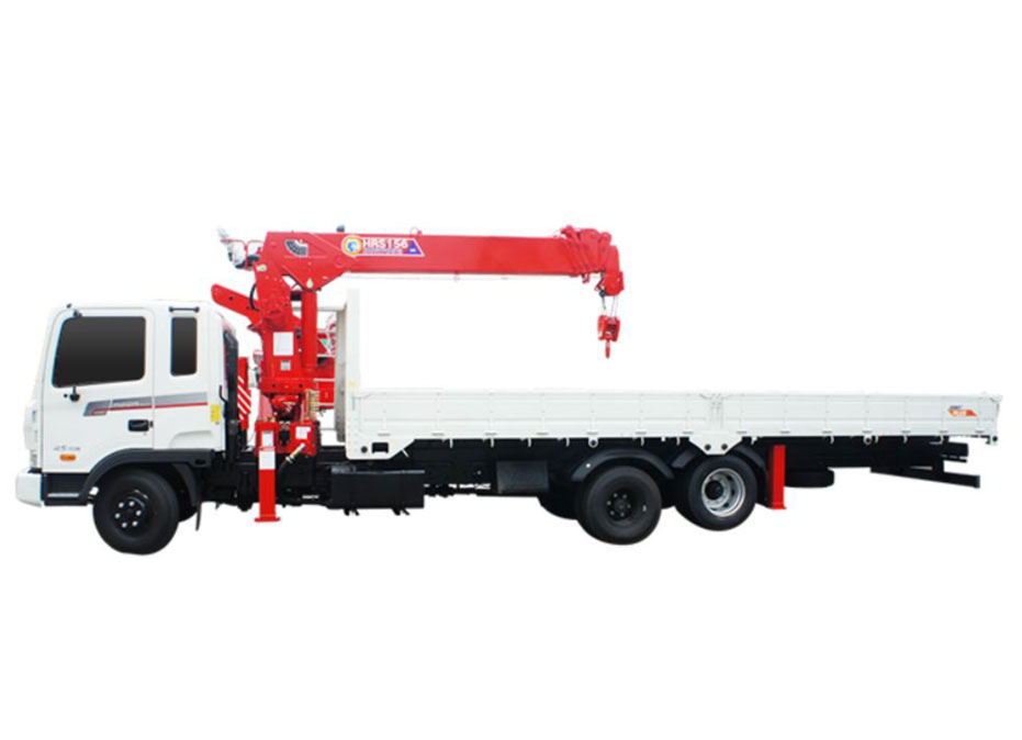 boom truck hire Qatar certified boom truck rental Qatar